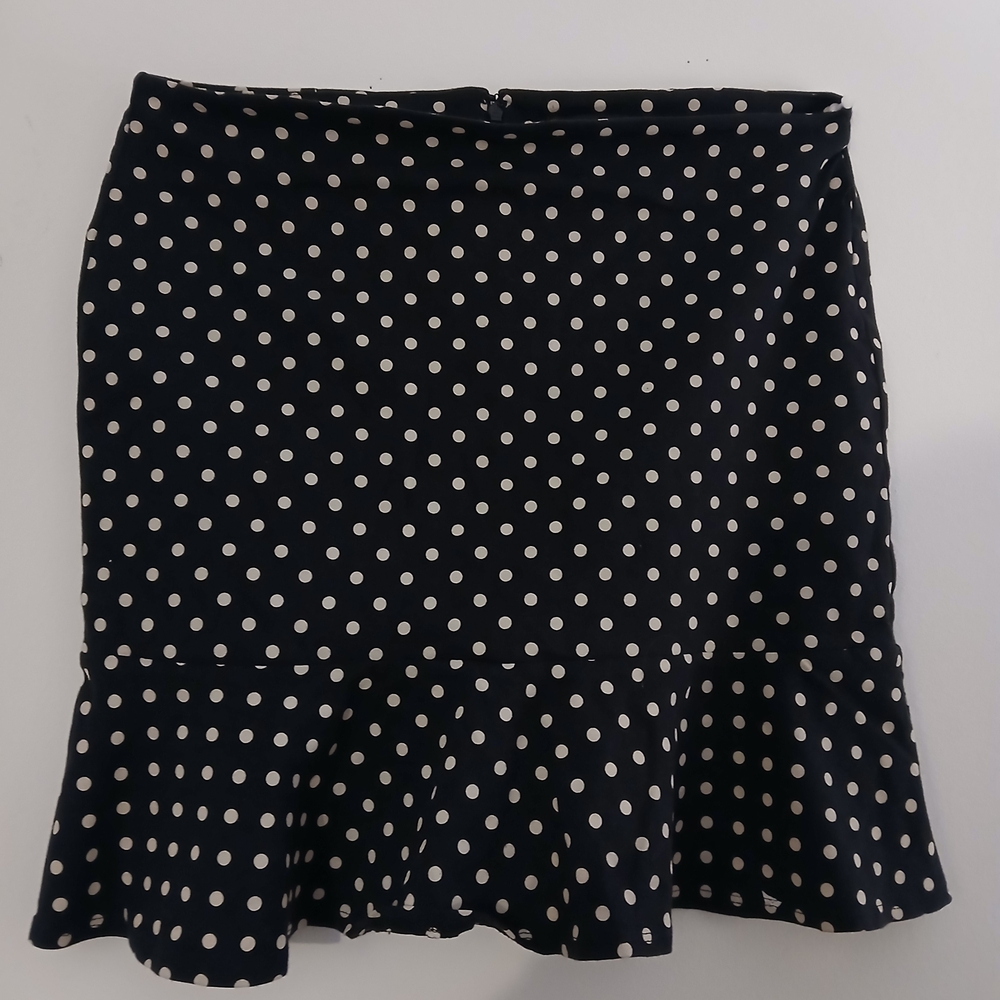 Forever 21 Black and White Polka Dot Mini Skirt